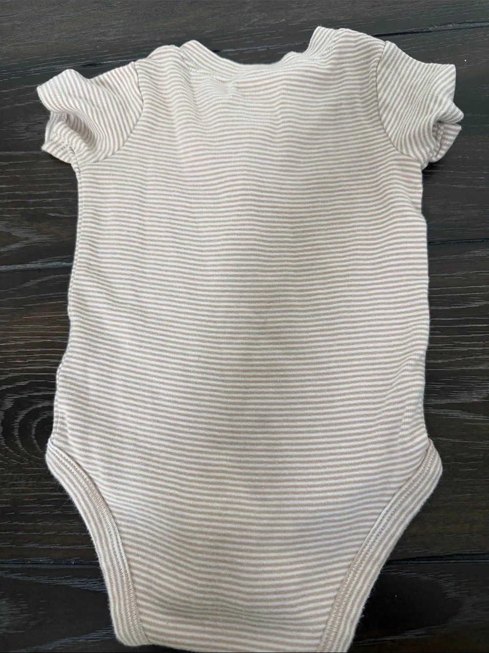 4 baby onesies 12-18 months different brands bodysuits blue green red brown